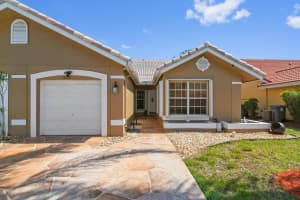 6640 Marissa Circle, Lake Worth, FL 33467 Sold 09/06/24