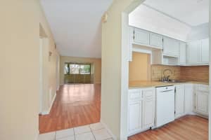 551 Covered Bridge Boulevard, Lake Worth, FL 33467 Sold 11/26/24