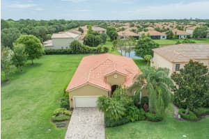 5582 55th Avenue, Vero Beach, FL 32967 Sold 09/30/24
