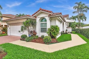 2101 NW 99 Avenue, Pembroke Pines, FL 33024 Sold 07/15/24