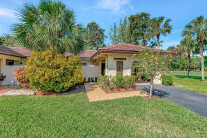 8553 E Casa Del Lago E B, Boca Raton, FL 33433 Sold 02/03/25