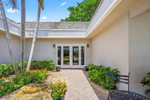 4660 Bonsai Drive, Boynton Beach, FL 33436 Sold 08/30/24
