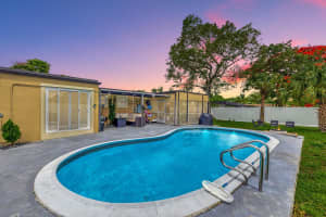 7814 NW 70th Avenue, Tamarac, FL 33321 Sold 08/07/24