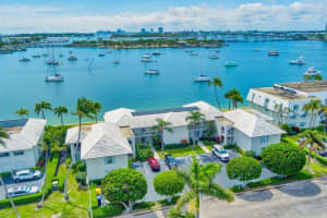 1071 Sugar Sands Boulevard 7, Singer Island, FL 33404 Sold 02/28/25