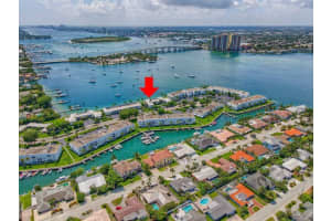 1071 Sugar Sands Boulevard 7, Singer Island, FL 33404 Sold 02/28/25