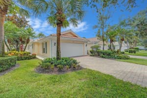 653 Hudson Bay Drive, Palm Beach Gardens, FL 33410 Sold 07/30/24