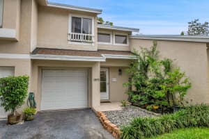 1895 Discovery Way, Deerfield Beach, FL 33442 Sold 08/22/24