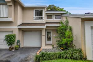 1895 Discovery Way, Deerfield Beach, FL 33442 Sold 08/22/24
