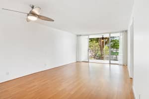 9325 Lagoon Place 207, Davie, FL 33324 Sold 04/23/25