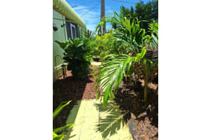 17007 Grande Terre Bay, Boynton Beach, FL 33436 - MLS#R11000178