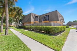 130 1st Way, West Palm Beach, FL 33407 Sold 08/22/24