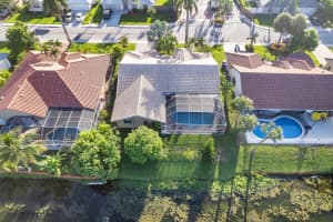 701 SW 94th Terrace, Pembroke Pines, FL 33025 Sold 08/12/24