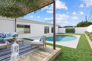 2321 NW 11th Court, Pompano Beach, FL 33069 Sold 10/31/24