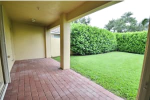 379 Belle Grove Lane, Royal Palm Beach, FL 33411 Sold 11/01/24