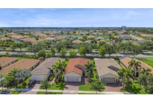 10104 SW Oak Tree Circle, Port Saint Lucie, FL 34987 Sold 12/20/24