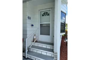 63 Calle De Lagos, Fort Pierce, FL 34951 Sold 11/14/24