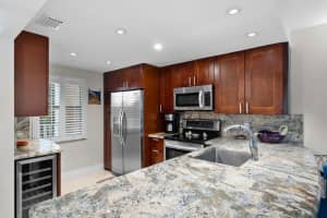 3505 Oaks Way 408, Pompano Beach, FL 33069 Sold 10/01/24