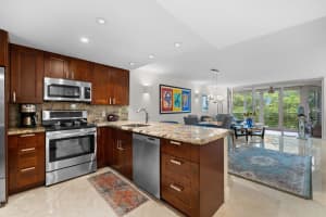 3505 Oaks Way 408, Pompano Beach, FL 33069 Sold 10/01/24