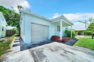 410 N 7th Street, Lantana, FL 33462 Sold 09/11/24