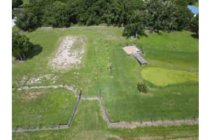 7930 NW 87th Court, Okeechobee, FL 34972 Sold 02/06/25