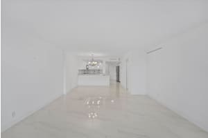 MLS# R11000696, Palm Beach, Florida 33480