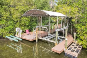 8824 SE Marina Bay Dr, Hobe Sound, FL 33455, Sold 06/28/24