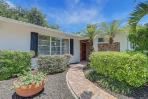 421 SE Edgewood Drive, Stuart, FL 34996 Sold 09/16/24