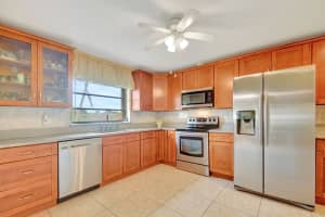 10276 Dovewood Lane A, Boynton Beach, FL 33436 Sold 01/09/25