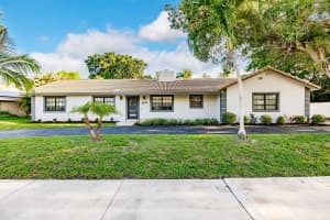 8690 Gatehouse Road, Plantation, FL 33324 Sold 06/30/25
