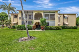 323 Pine Ridge Circle C-2, Greenacres, FL 33463 Sold 08/08/24