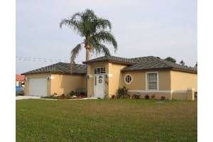 2802 SE Awin Lane, Port Saint Lucie, FL 34952 Sold 09/19/24