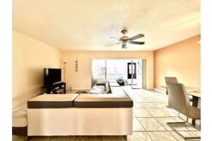 719 Lori Drive 111, Palm Springs, FL 33461 Sold 12/06/24