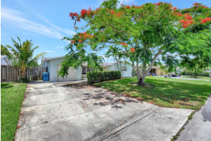 1185 SW 28th Avenue, Boynton Beach, FL 33426 Sold 09/12/24