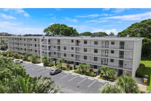300 N Highway A1a 303f, Jupiter, FL 33477 Sold 12/23/24