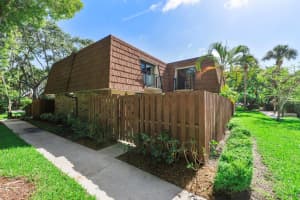 MLS# R11001294, Delray Beach, Florida 33445