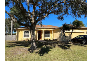 2701 SE Bishop Avenue, Port Saint Lucie, FL 34952 Sold 11/20/25