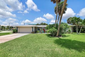 412 Granada Street, Hutchinson Island, FL 34949 Sold 10/01/24