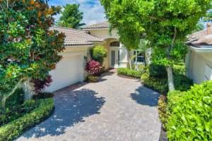 109 Bianca Drive, Palm Beach Gardens, FL 33418 Sold 01/15/25