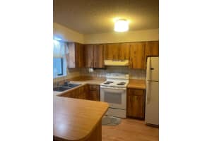 713 W Ocean Avenue, Lantana, FL 33462 Sold 12/16/24