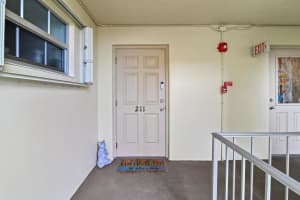 5520 Tamberlane Circle 211, Palm Beach Gardens, FL 33418 Sold 02/27/25