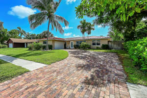418 NW 13th Drive, Boca Raton, FL 33486 Sold 09/04/24