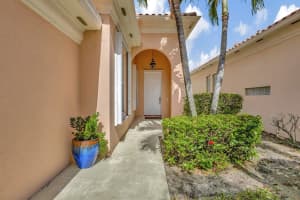 2731 James River Road, West Palm Beach, FL 33411 Sold 08/23/24