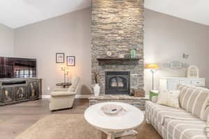 1394 S Wembley Circle, Port Orange, FL 32128 Sold 09/30/24