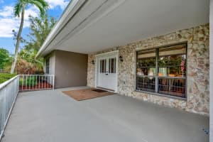 1965 SE Emerald Court, Stuart, FL 34997 Sold 10/15/24