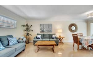 MLS# R11001887, Boynton Beach, Florida 33435