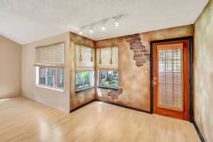 1011 Crystal Way J, Delray Beach, FL 33444 Sold 08/22/24