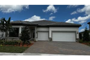 869 SE Courances Drive 308, Port Saint Lucie, FL 34984 Sold 09/26/24