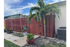 1082 Manor Drive, Palm Springs, FL 33461 Sold 10/03/24