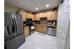 1082 Manor Drive, Palm Springs, FL 33461 Sold 10/03/24