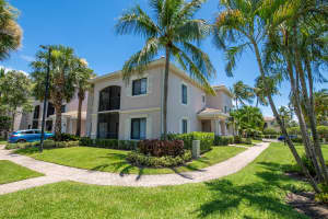 2810 Grande Parkway 109, Palm Beach Gardens, FL 33410 Sold 12/02/24
